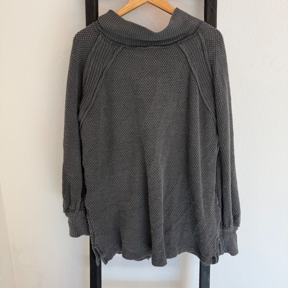 Free People Oversized Charcoal Textured Mock Neck Sweater Size Small